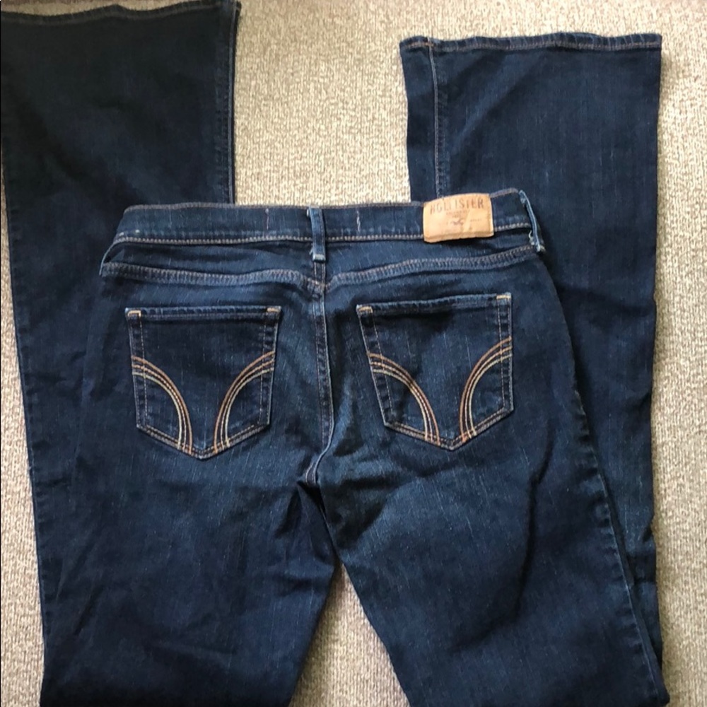 HOLLISTER DARK BLUE SOCIAL STRETCH JEANS